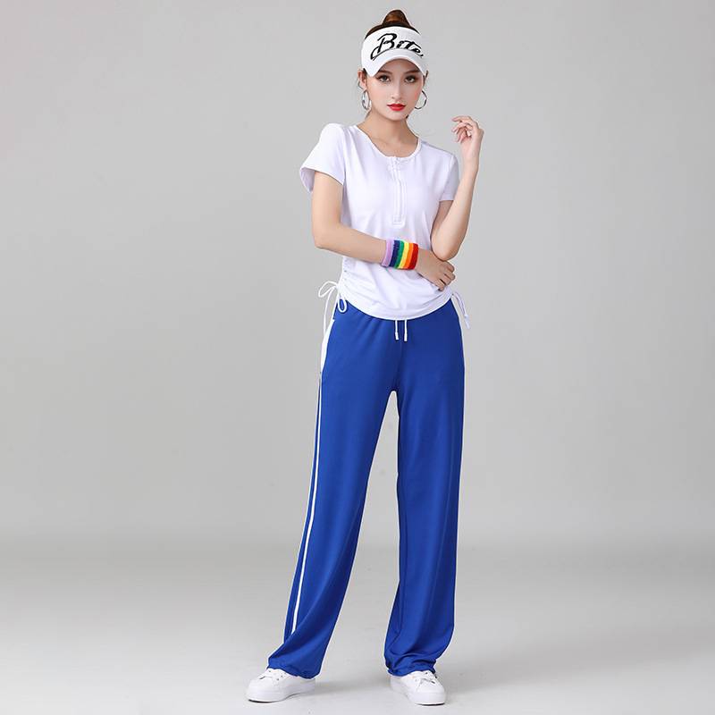 Wrestles - White short sleeves + blue long pants